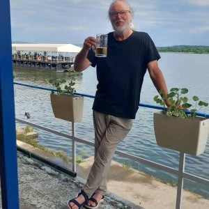 Simon Keyes