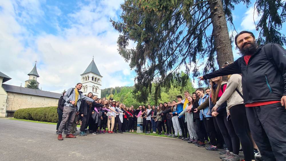 Parinti adoptivi de km